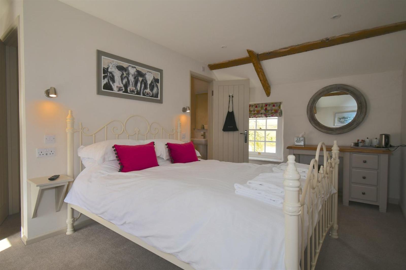 Carew Inn Екстер'єр фото